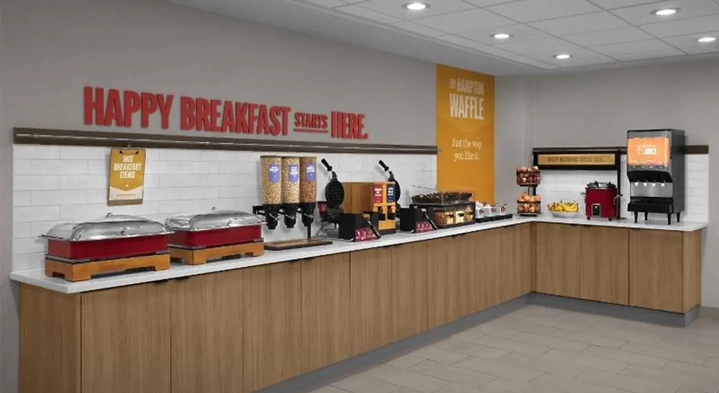 Hampton Inn & Suites Phoenix Glendale-Westgate Restaurant