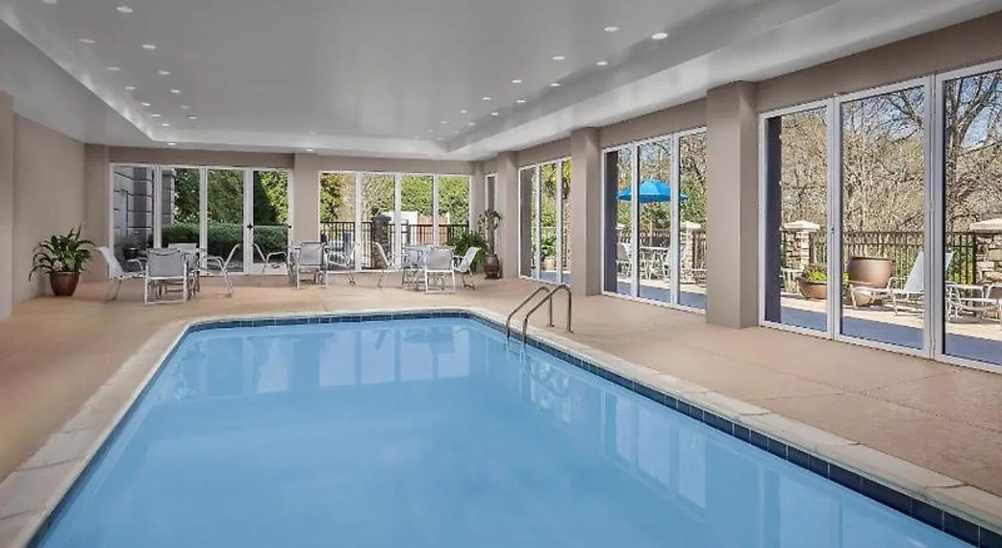 Hampton Inn & Suites Clinton Hallenbad