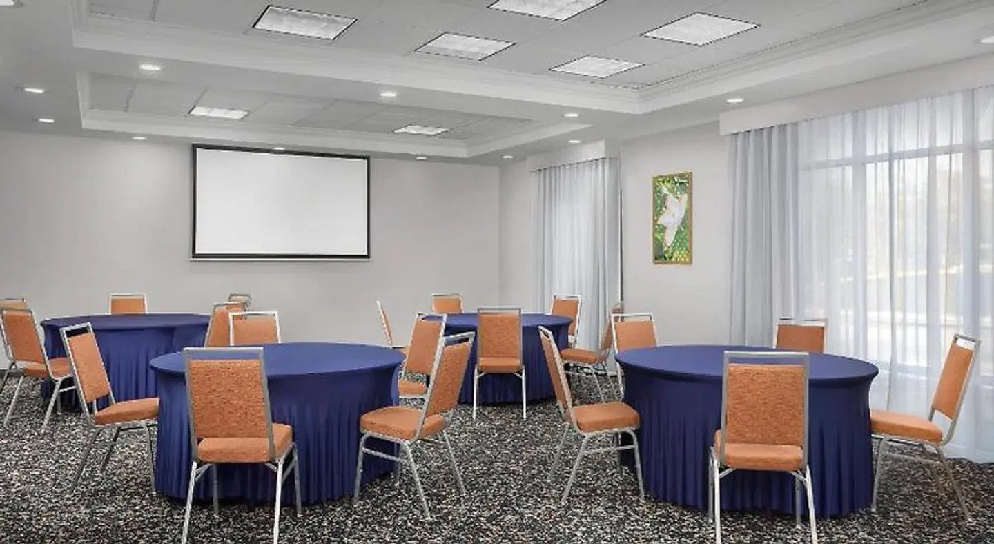 Hampton Inn & Suites Clinton Konferenz