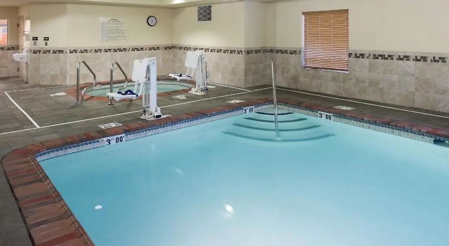 Hampton Inn & Suites Davenport Hallenbad