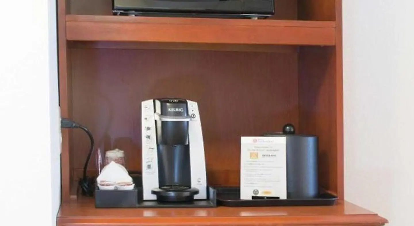 Hilton Garden Inn Charlotte North ROOM_EXAMPLE