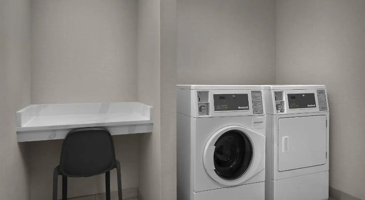 Hampton Inn & Suites Charlotte/Ballantyne Badezimmer