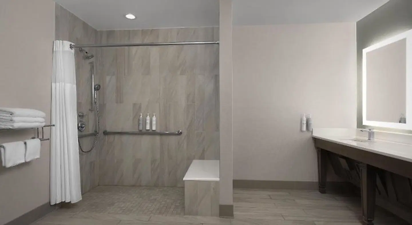 Hilton Garden Inn Philadelphia/Ft. Washington ROOM_EXAMPLE