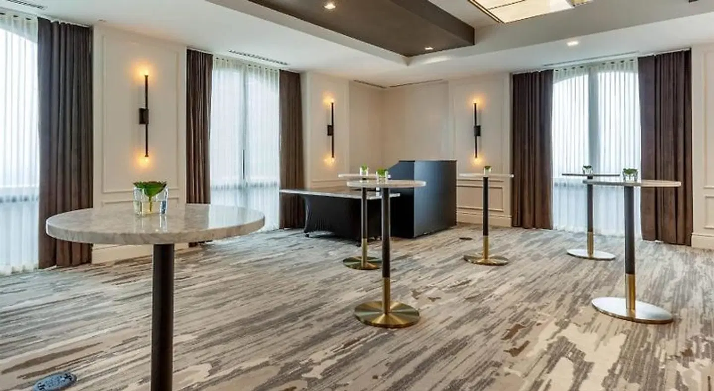 Cambria Hotel Houston Downtown Convention Center HEALTH_BEAUTY