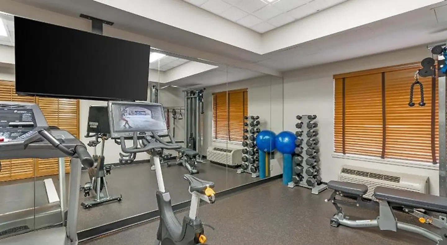 Best Western Plus Pembina Inn & Suites SPORTS_AND_LEISURE