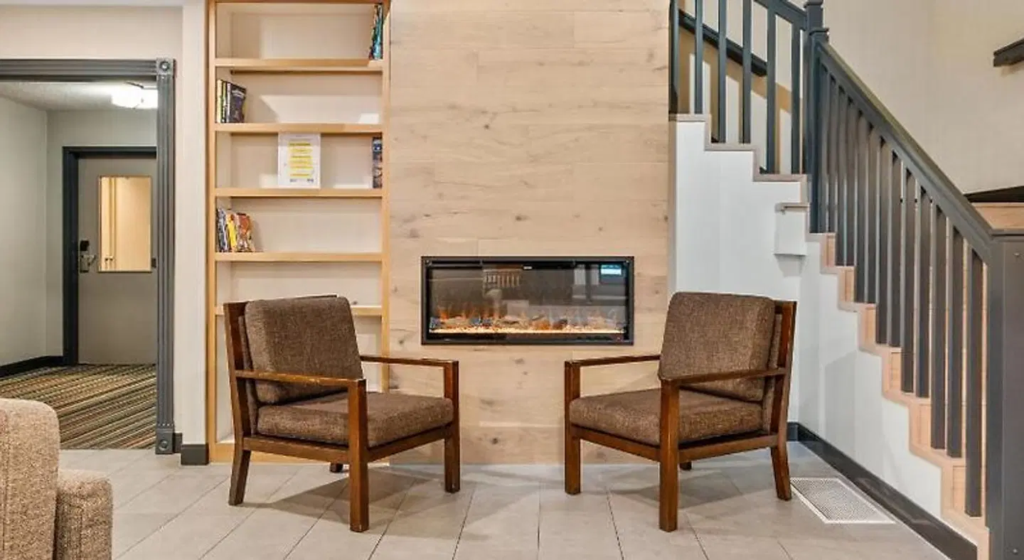 Country Inn & Suites by Radisson, Winnipeg, MB LOUNGE_LOBBY