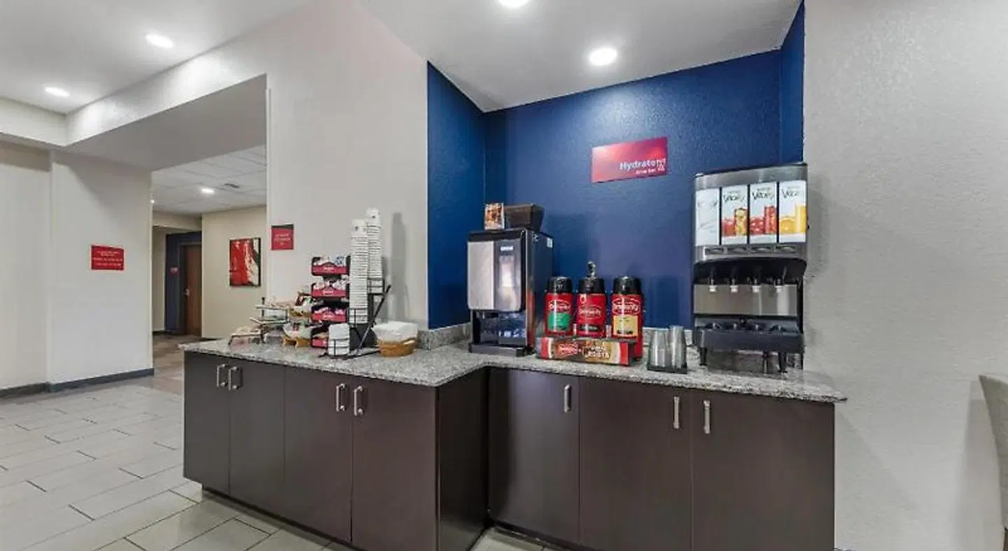 Best Western Plus Austin Airport Inn & Suites Bar