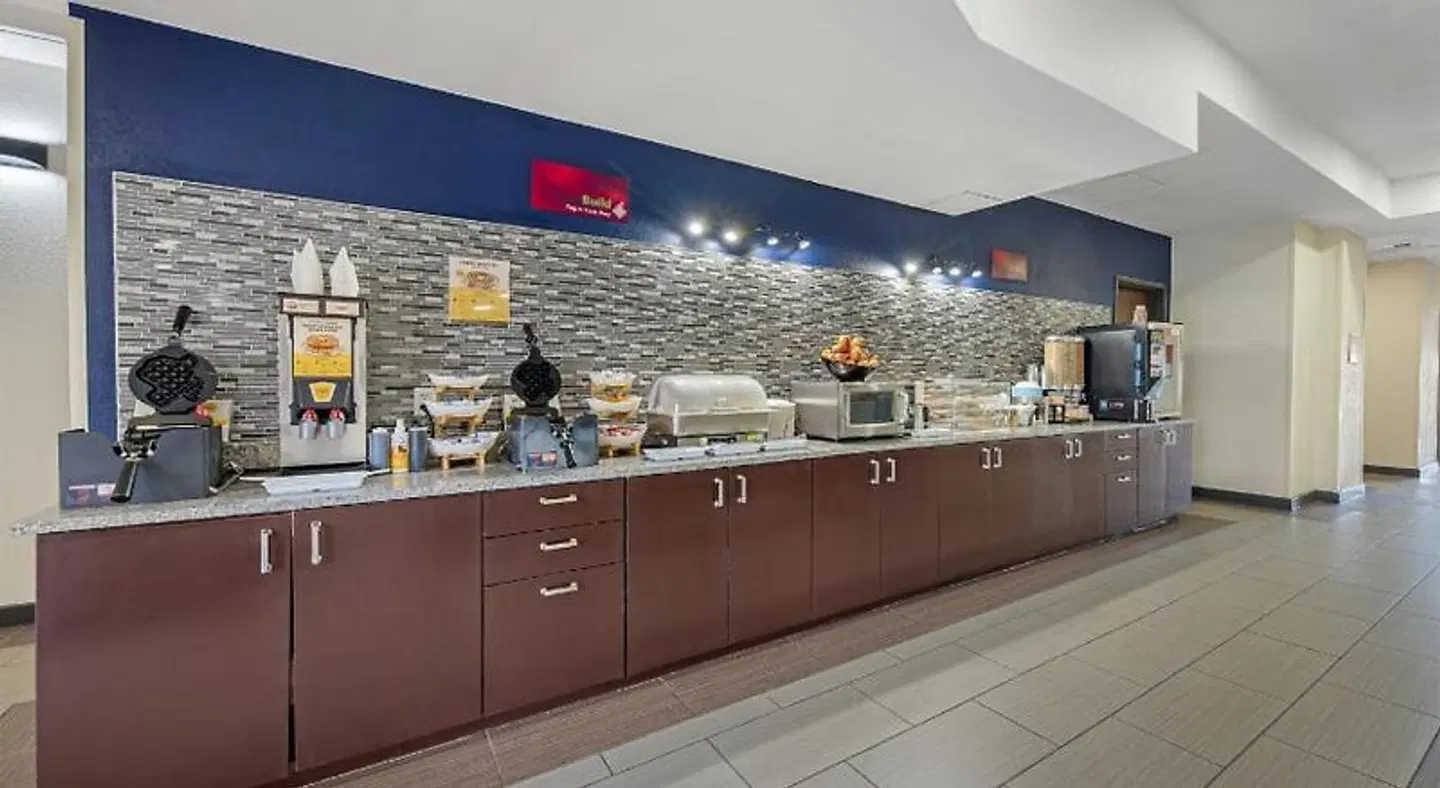 Best Western Plus Austin Airport Inn & Suites LOUNGE_LOBBY