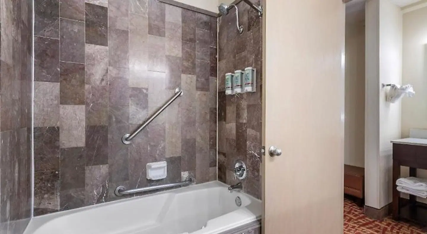 Best Western Aspen Hotel Badezimmer
