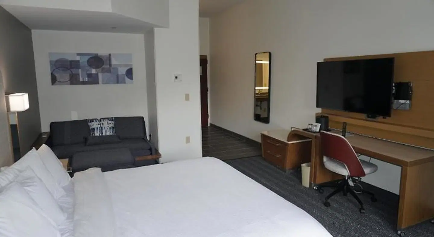 Courtyard by Marriott Memphis East/Bill Morris Parkway ROOM_EXAMPLE