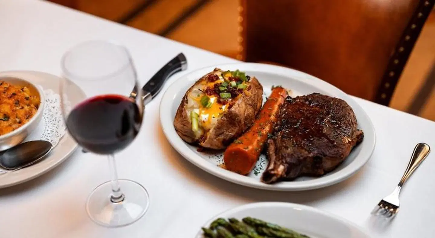 Omni La Costa Resort & Spa Restaurant