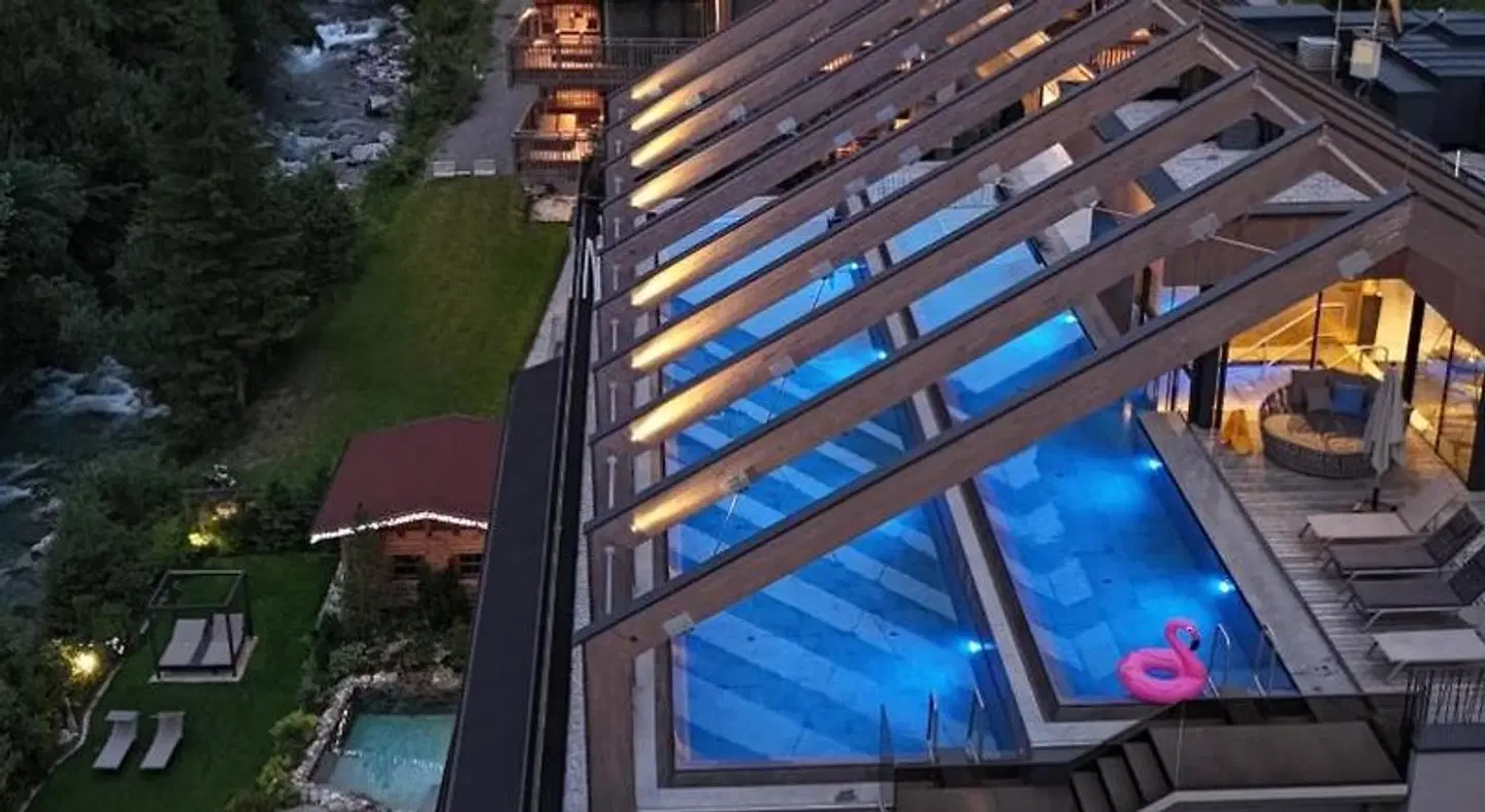 Zillergrund OUTDOOR_POOL
