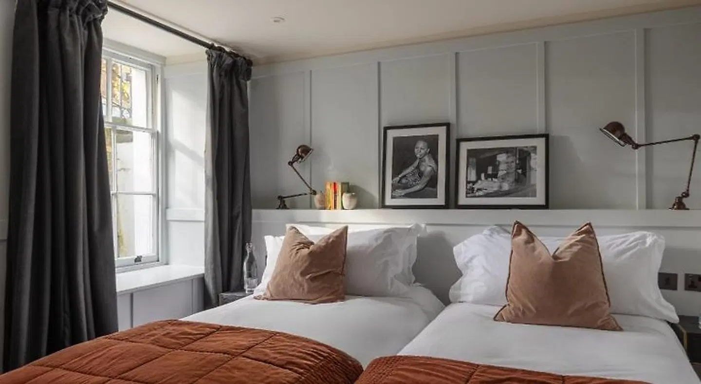 The George Hotel ROOM_EXAMPLE