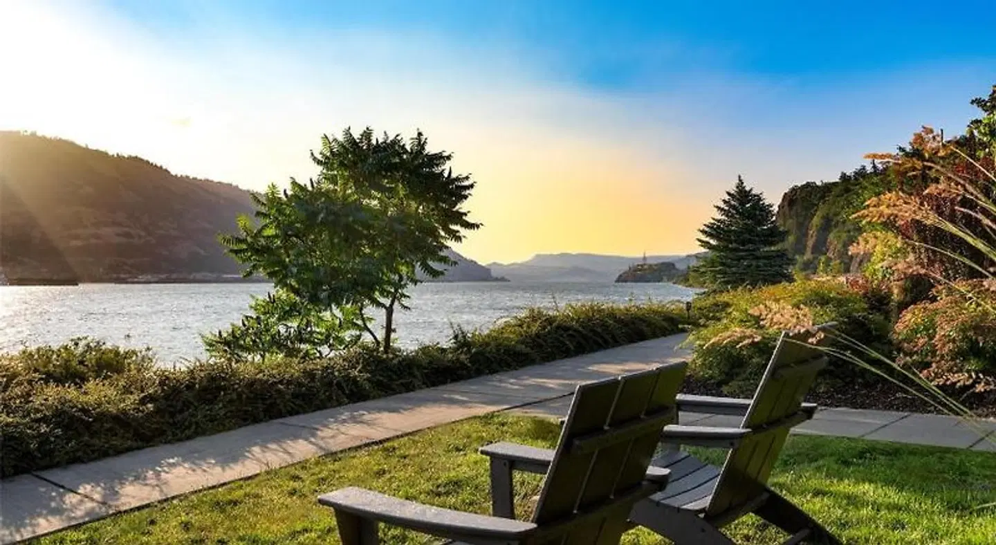 Best Western Plus Hood River Inn Garten