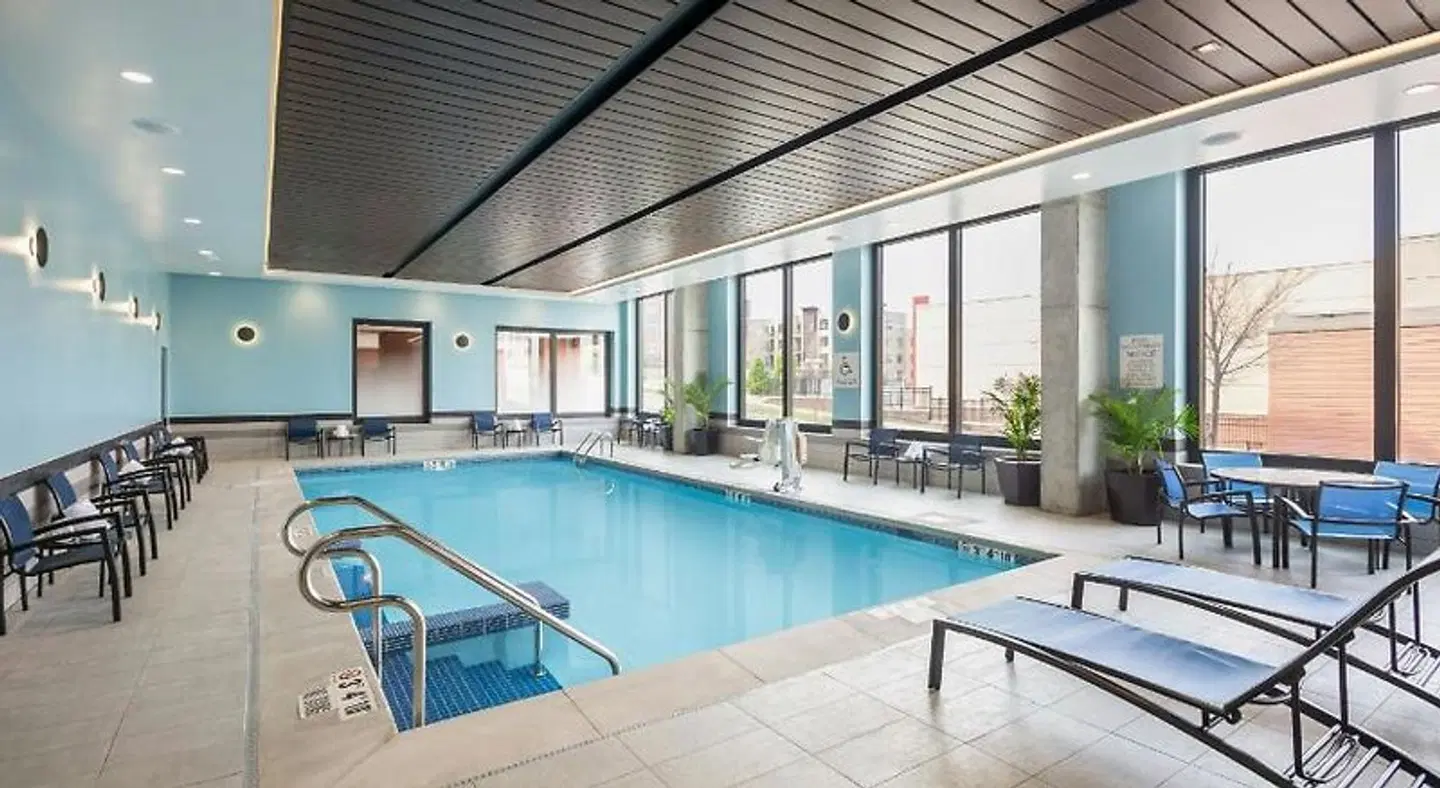 SpringHill Suites by Marriott Madison Hallenbad