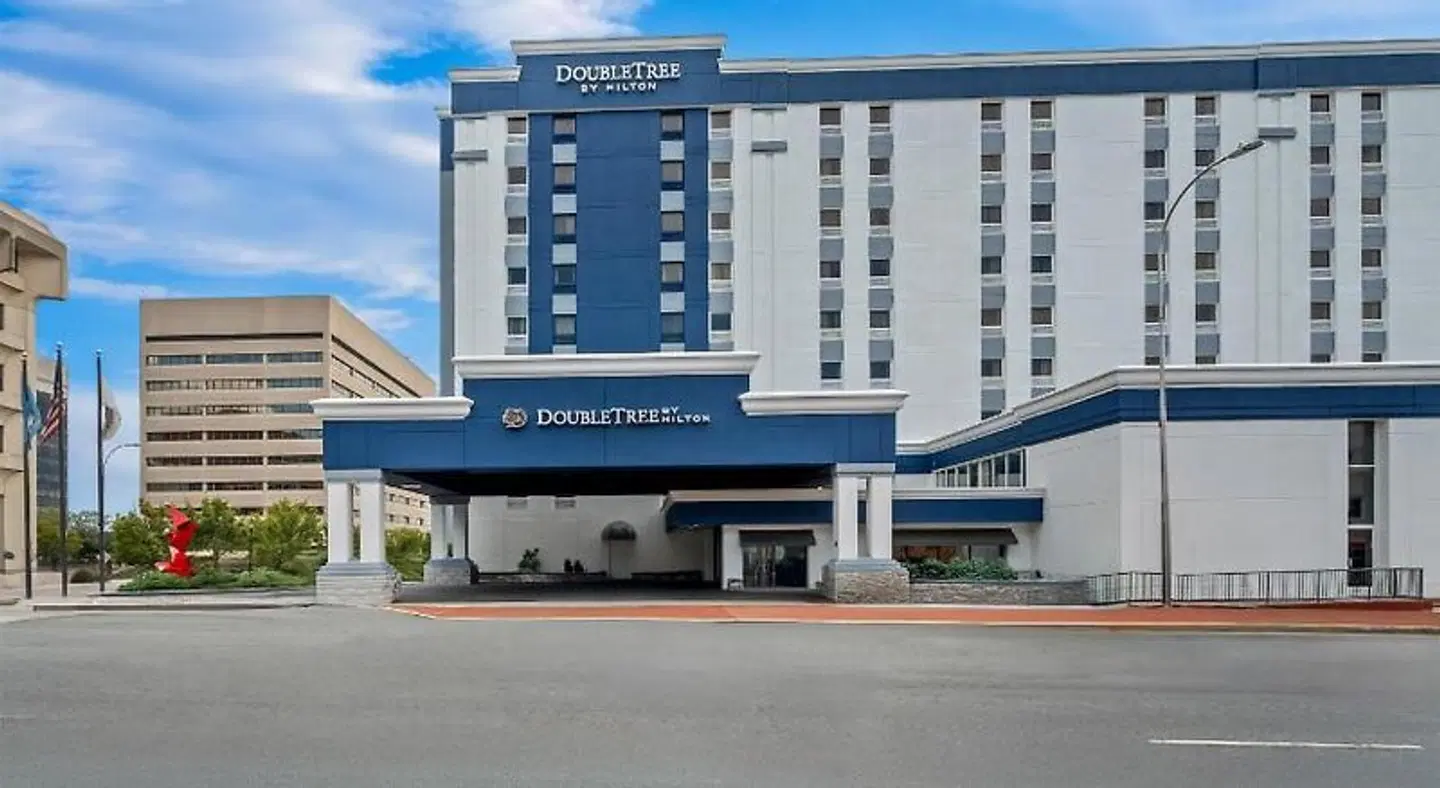 DoubleTree by Hilton Downtown Wilmington - Legal District EXTERIOR