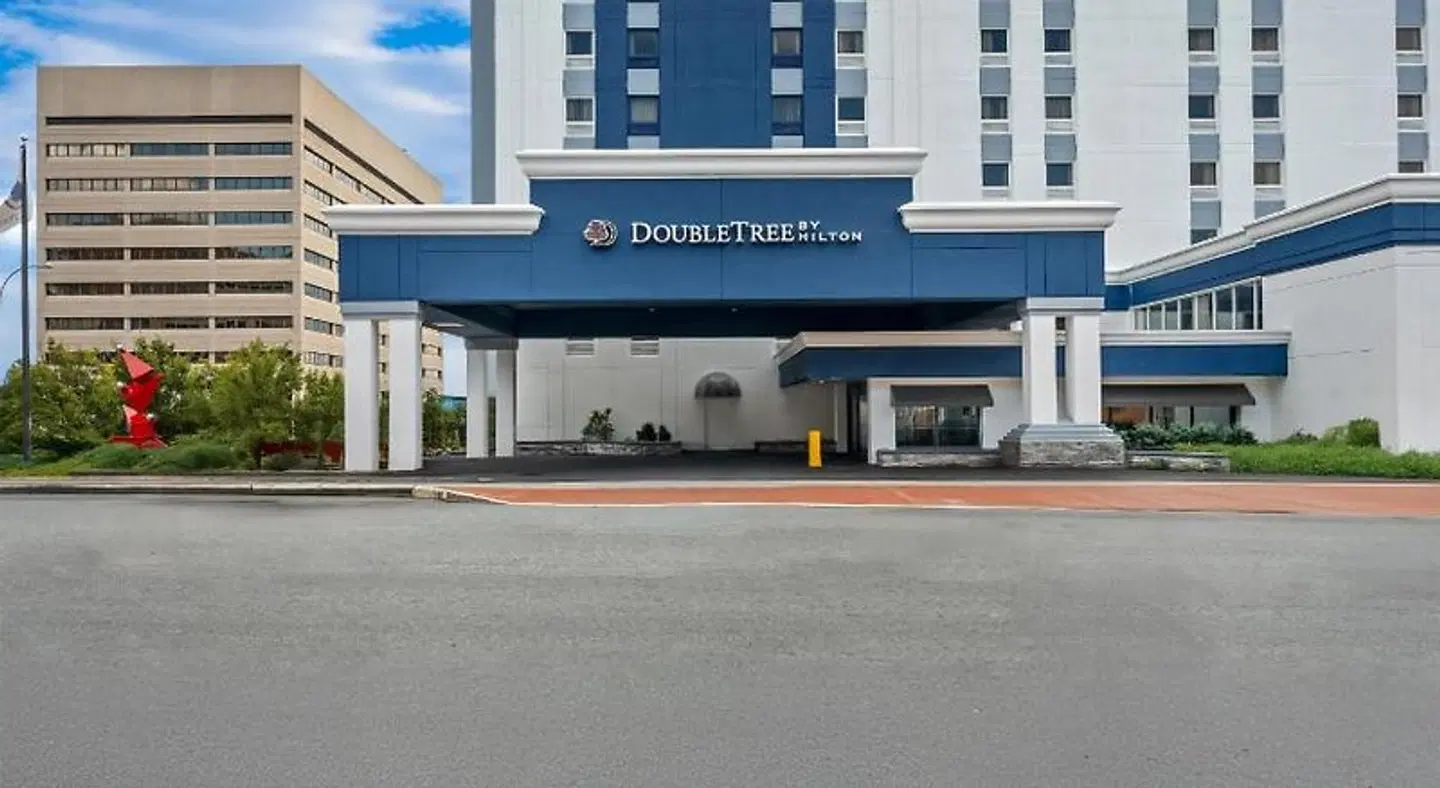 DoubleTree by Hilton Downtown Wilmington - Legal District EXTERIOR