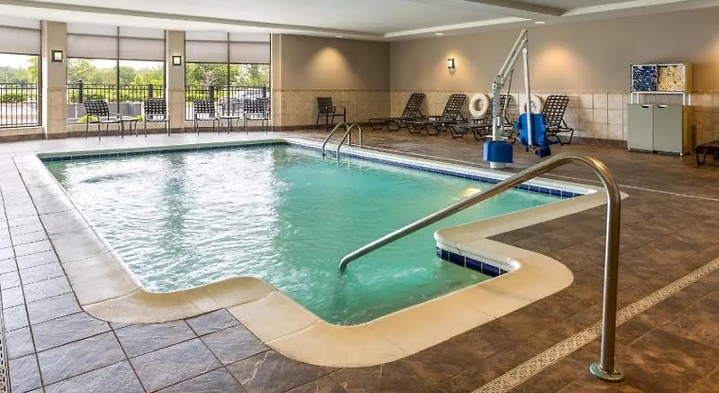 Hilton Garden Inn Memphis/Wolfchase Galleria Hallenbad