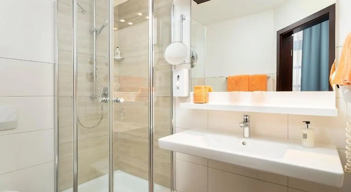 City-Hotel Badezimmer