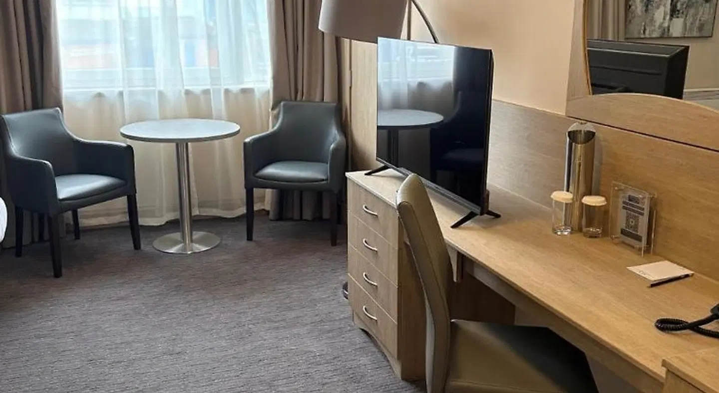 The Park ROOM_EXAMPLE