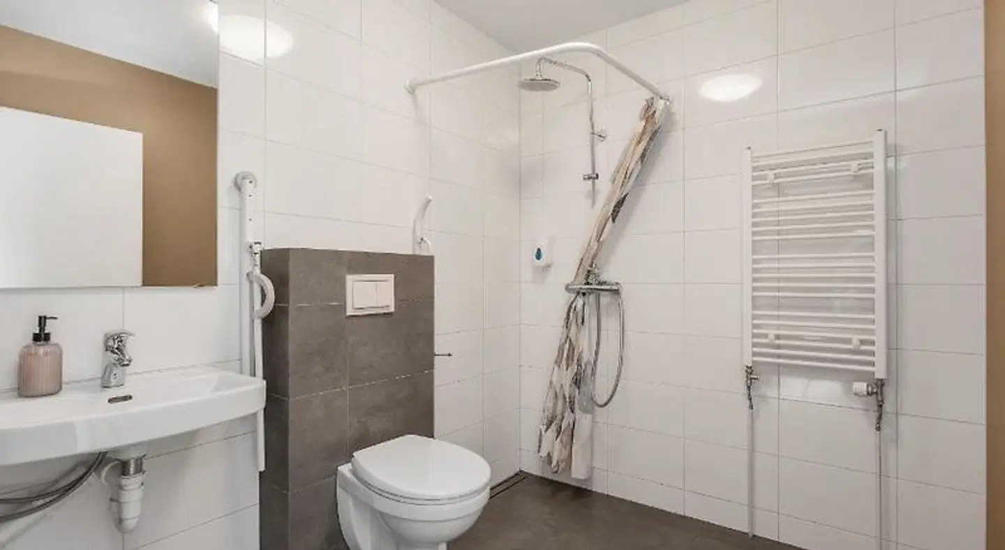 Reykjadalur Guesthouse Badezimmer