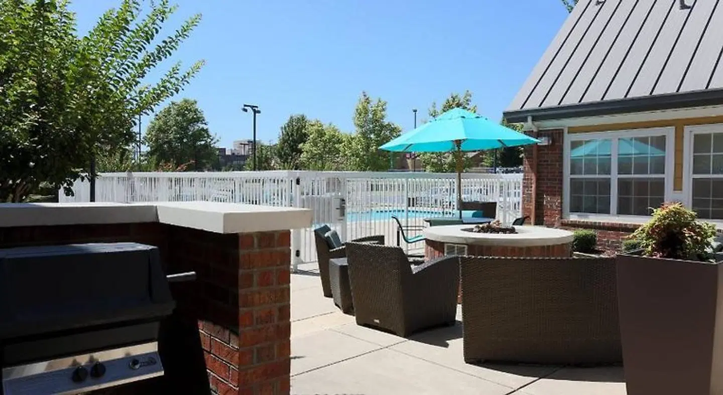 Residence Inn by Marriott Fort Smith Terrasse