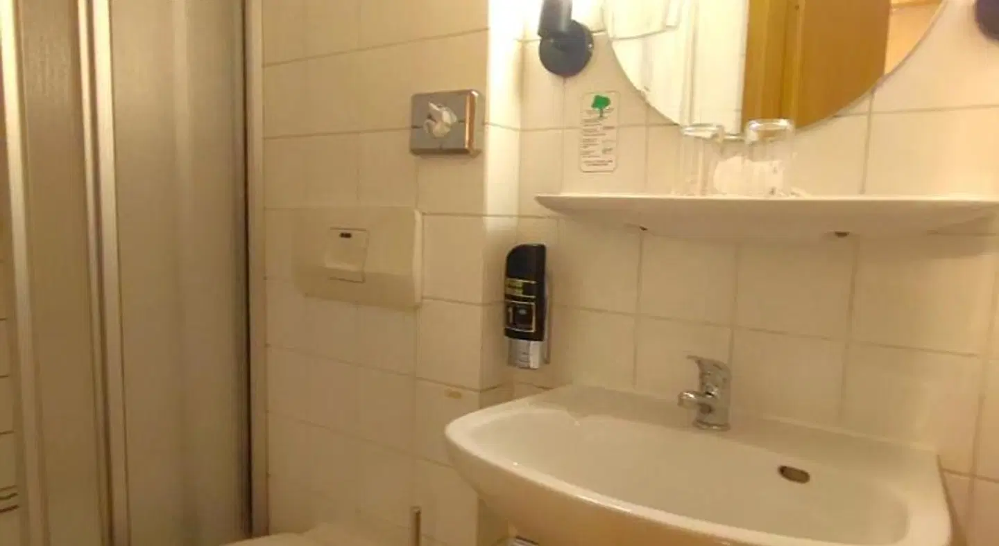 Smart-Inn Badezimmer