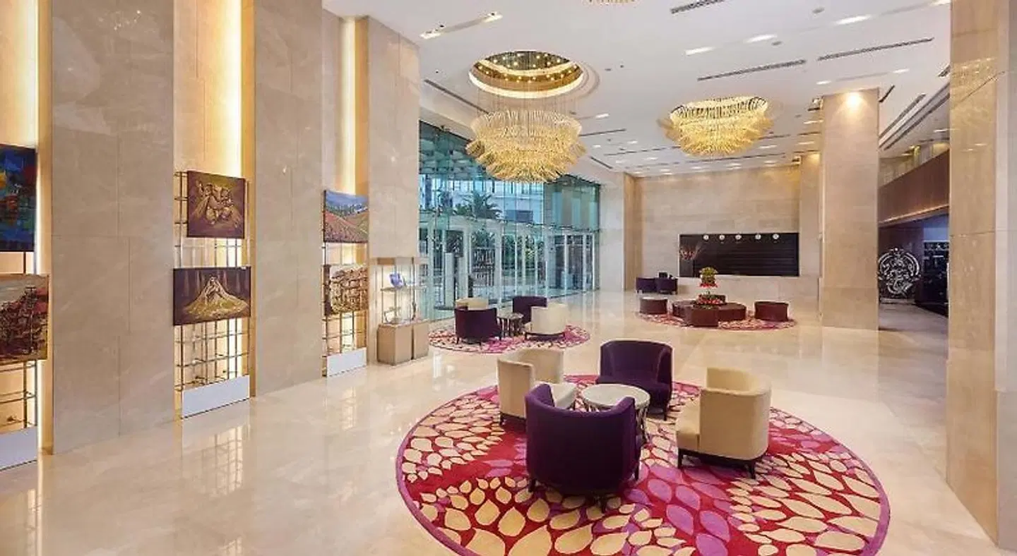 Crowne Plaza Kochi by IHG LOUNGE_LOBBY