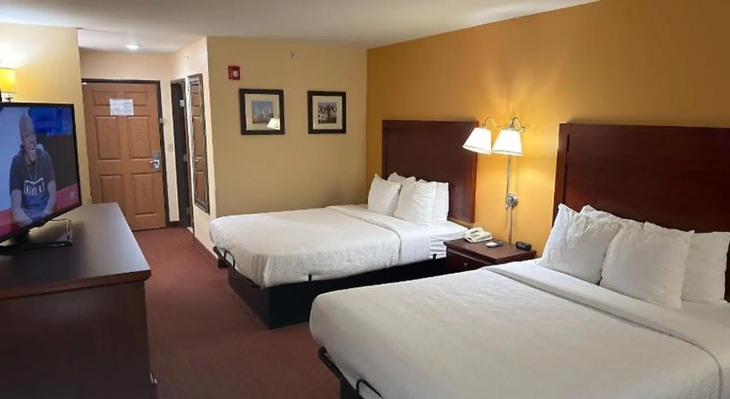 Americas Best Value Inn St. Robert ROOM_EXAMPLE
