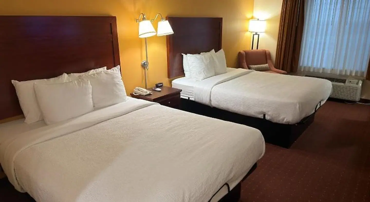 Americas Best Value Inn St. Robert ROOM_EXAMPLE