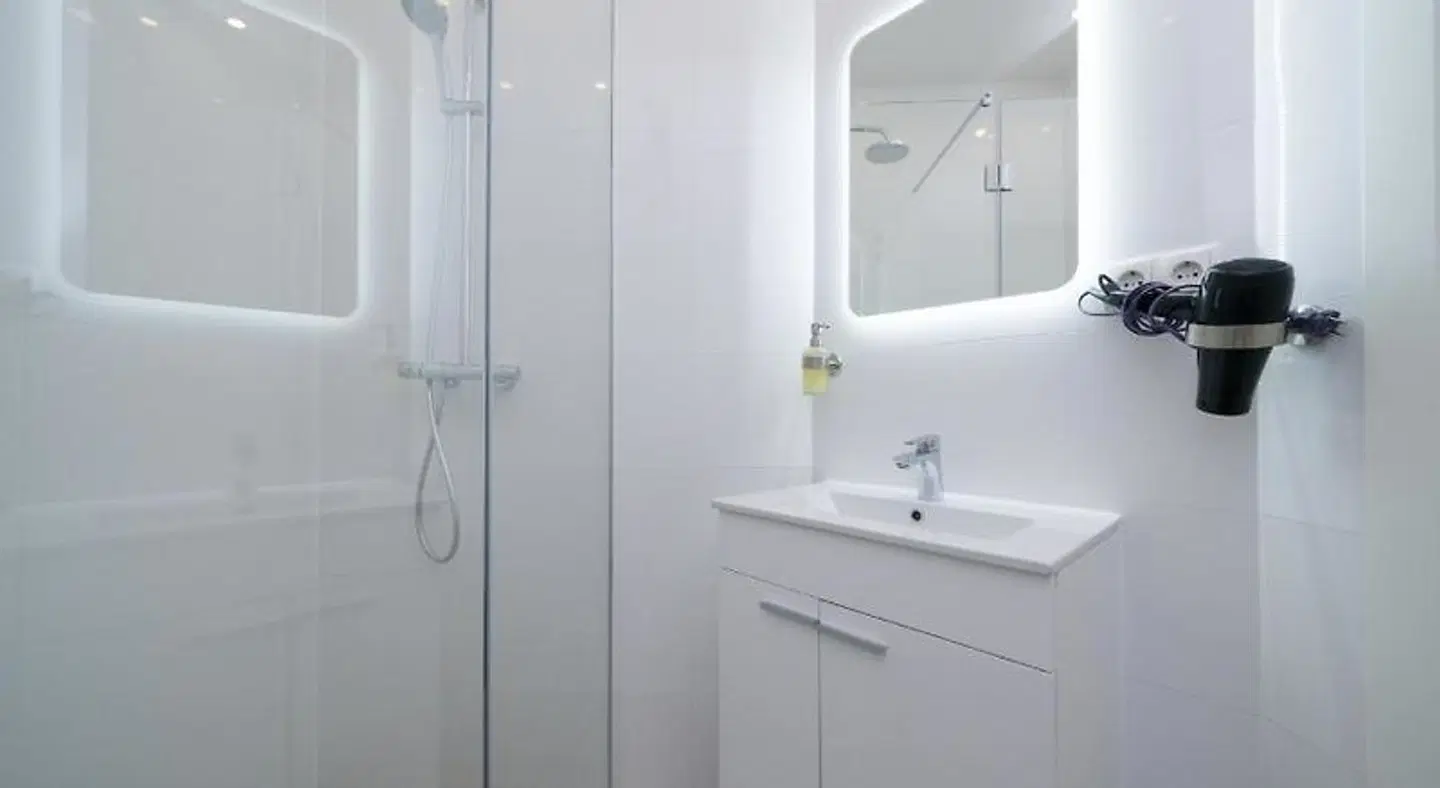 DMG Apartments Hotel Badezimmer
