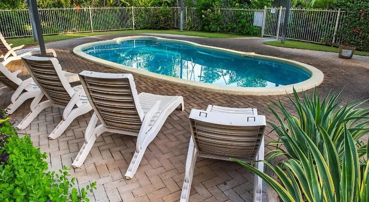 Knotts Crossing Resort OUTDOOR_POOL