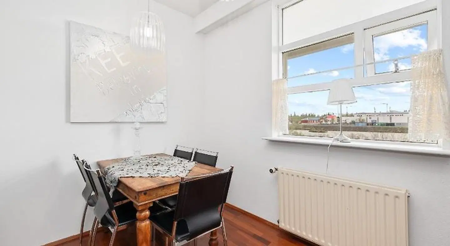 River Apartments ROOM_EXAMPLE
