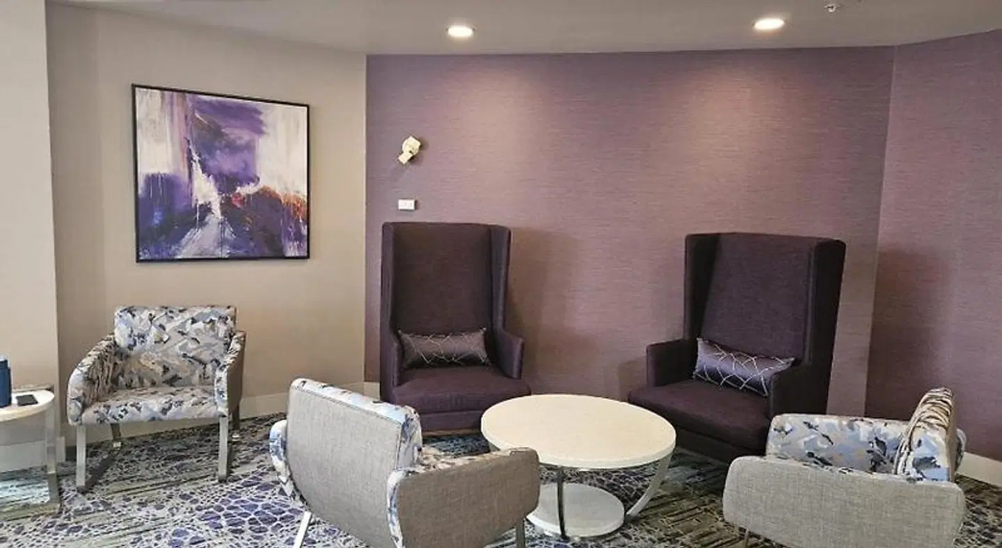 Hilton Garden Inn Calgary Airport LOUNGE_LOBBY