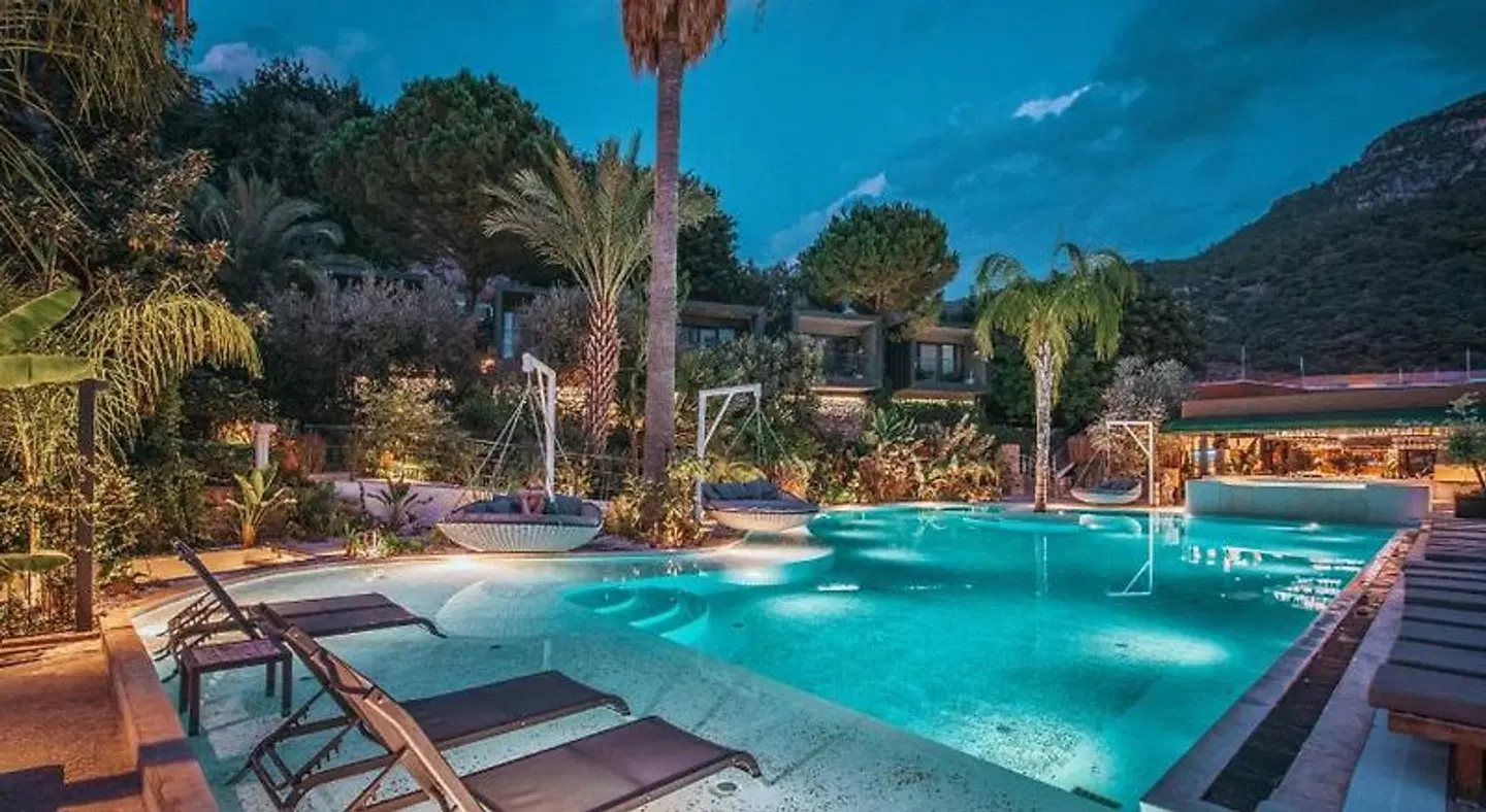 Morina Deluxe Hotel OUTDOOR_POOL