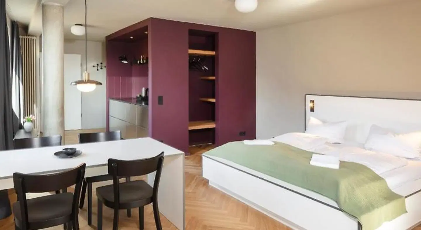 Karlito ROOM_EXAMPLE