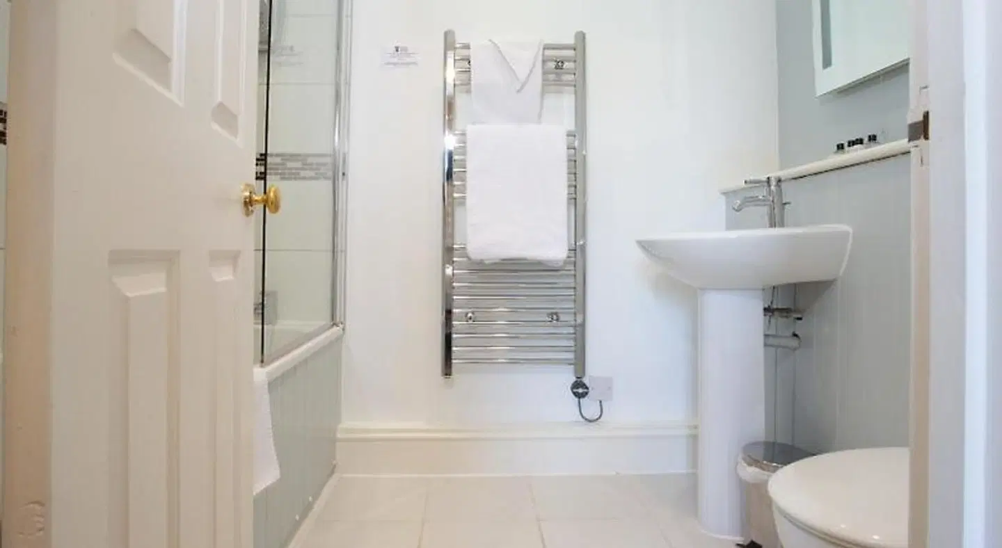 Diglis House Hotel Badezimmer