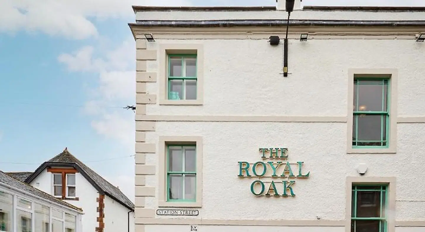 The Royal Oak at Keswick EXTERIOR