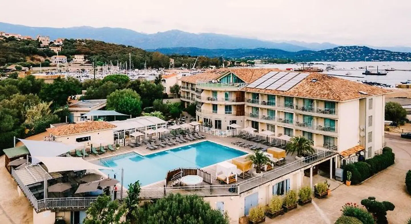 Costa Salina EXTERIOR