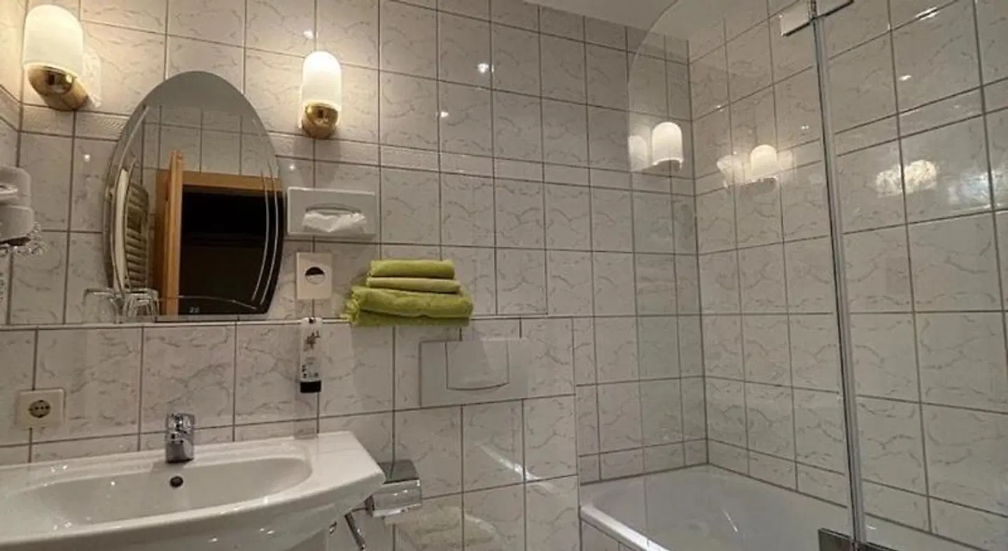 Hotel-Resort Waldachtal - Adults only Badezimmer
