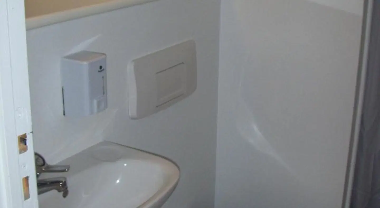 Sinatur Hotel Skarrildhus Badezimmer