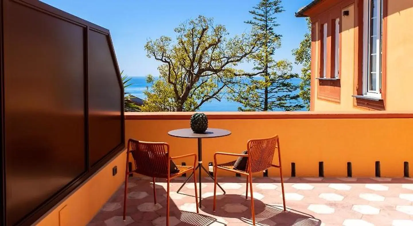 Villa Riviera Bar