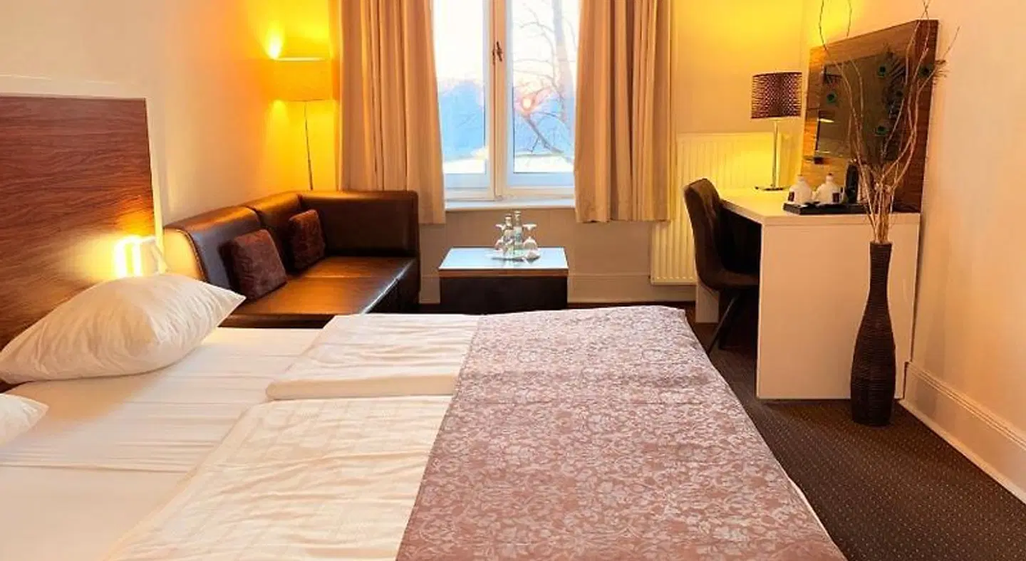 Hotel Excellent ROOM_EXAMPLE