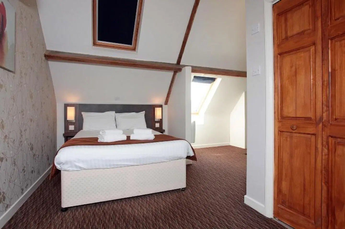 Fox & Goose ROOM_EXAMPLE
