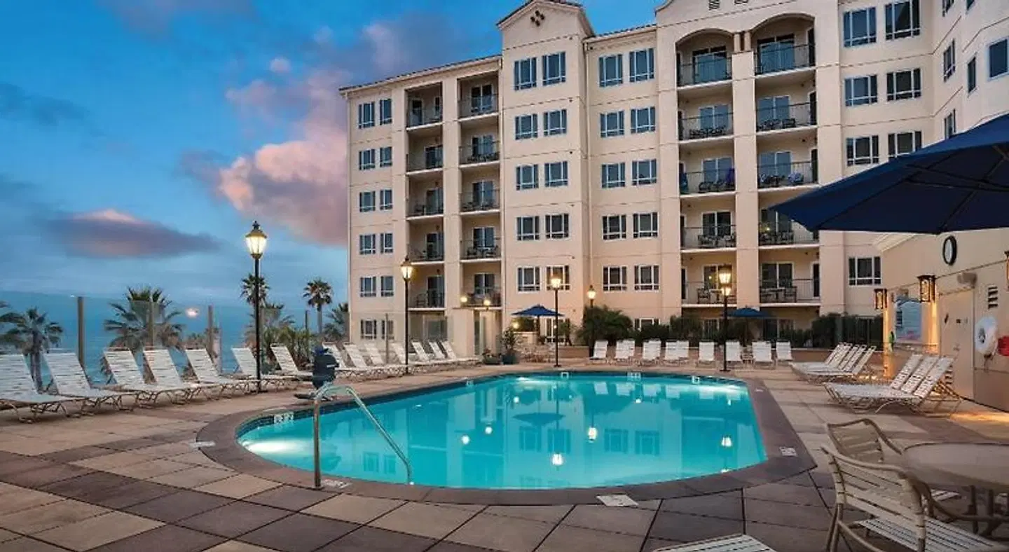 Wyndham Oceanside at the Pier OUTDOOR_POOL