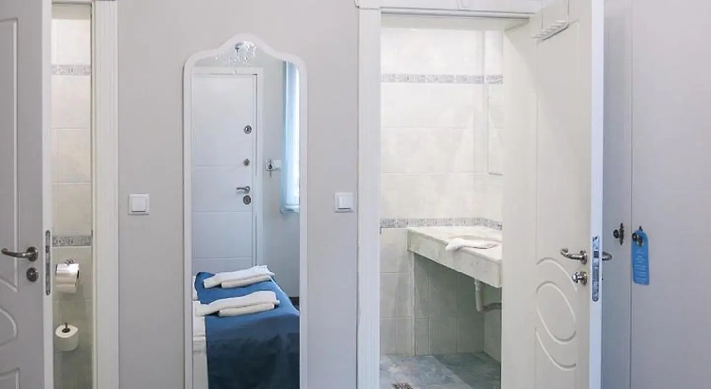 Family Hotel Belle Epoque Beach Badezimmer