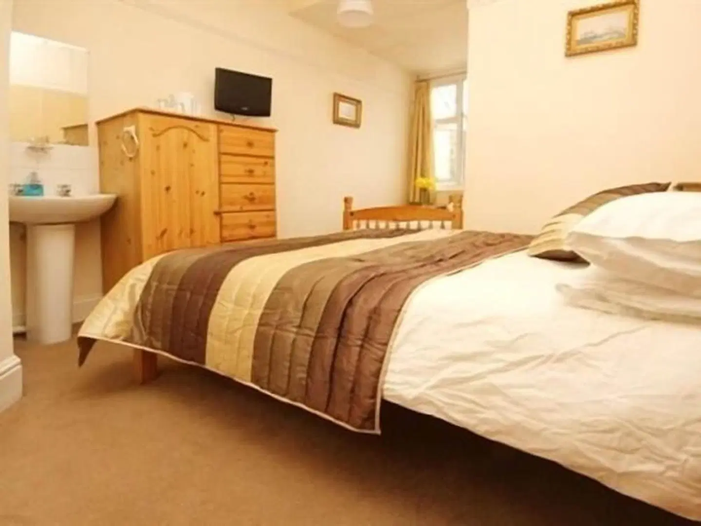 St Breca ROOM_EXAMPLE