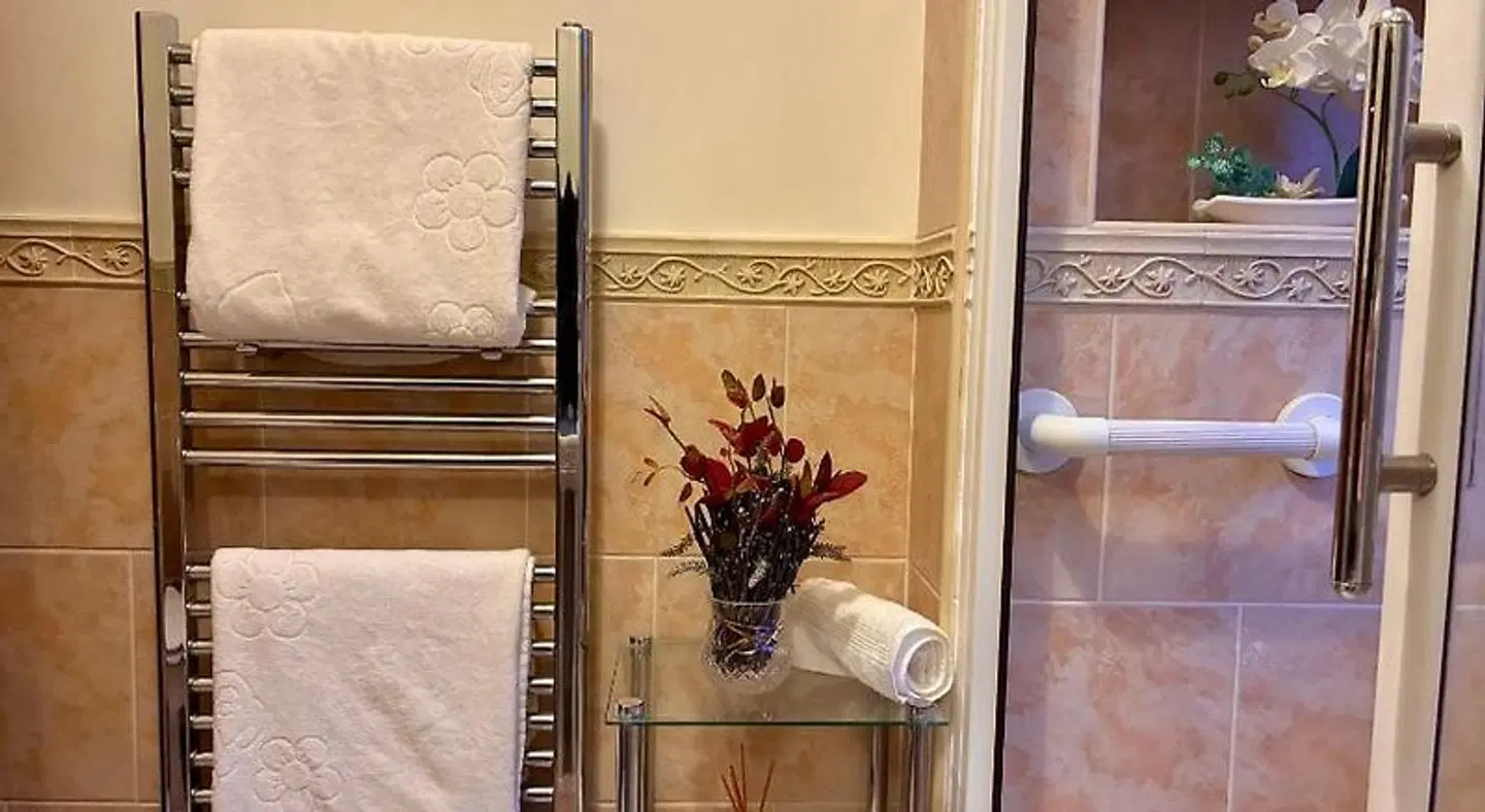 Inglewood Lodge B&B Badezimmer