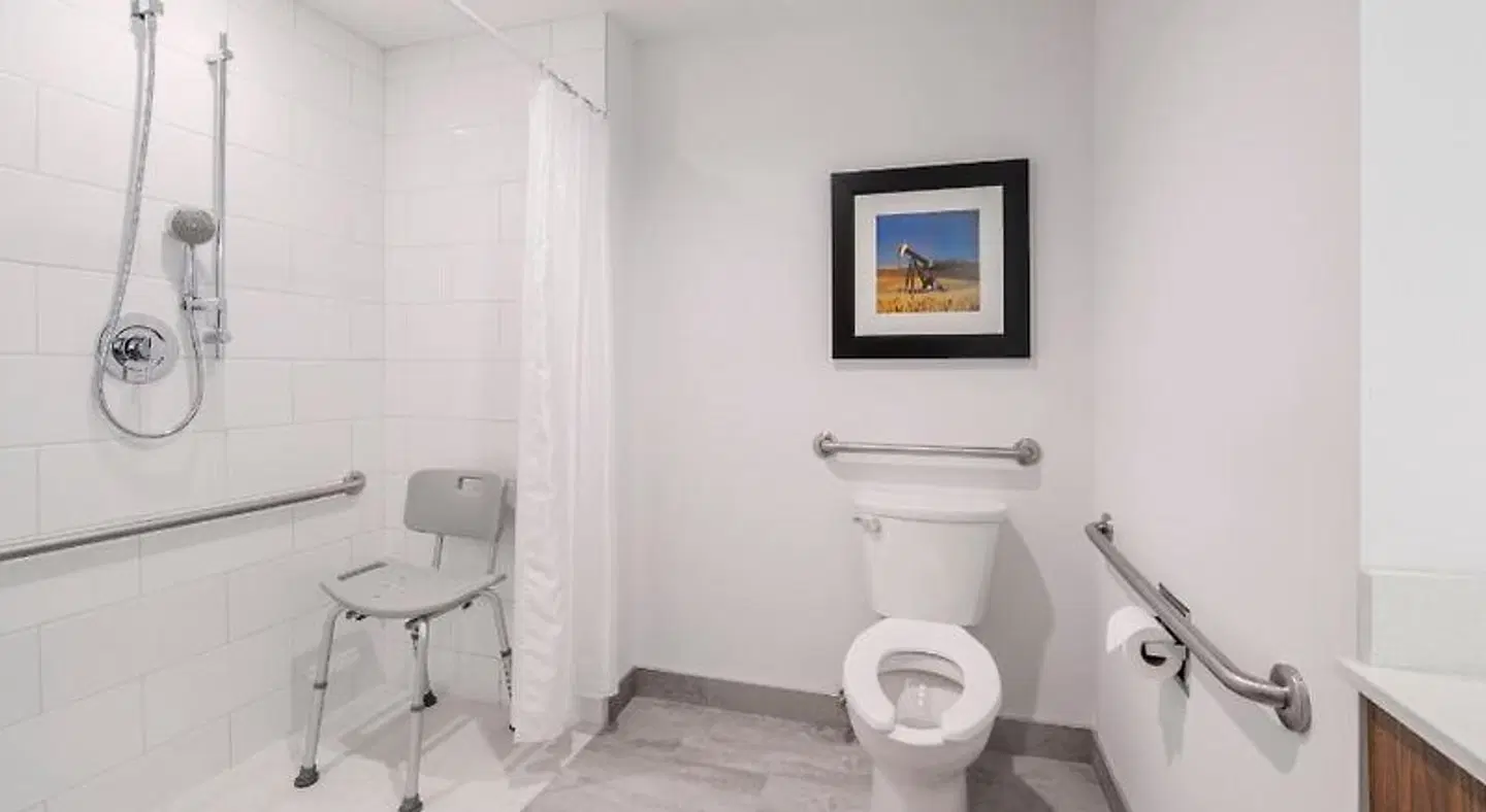 Four Points by Sheraton Grande Prairie Badezimmer