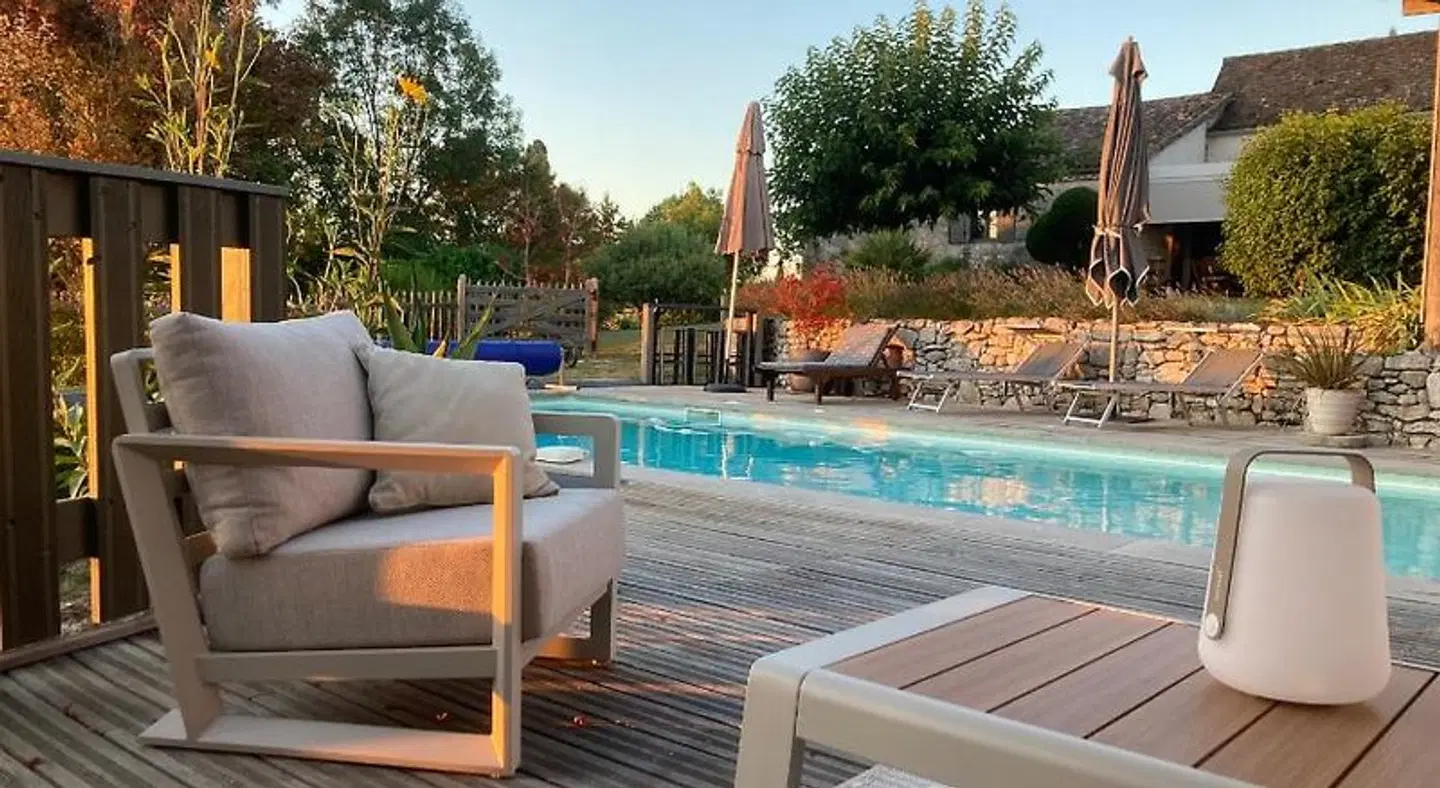 La Ferme Buissonniere OUTDOOR_POOL